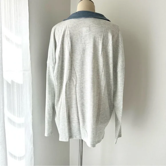 🌸NWT Women’s Waffle V-Neck Collared Top. Blue/Grey/Cream. Size: Large - Picture 5 of 10